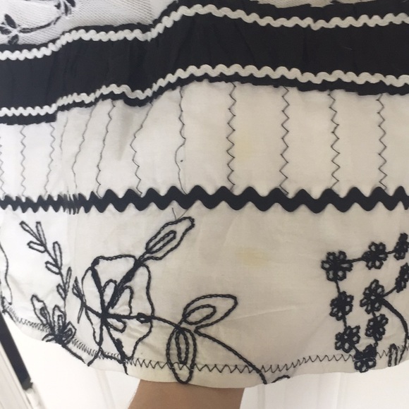 Black and white Nanette Lepore Tank blouse 4 - Picture 7 of 8